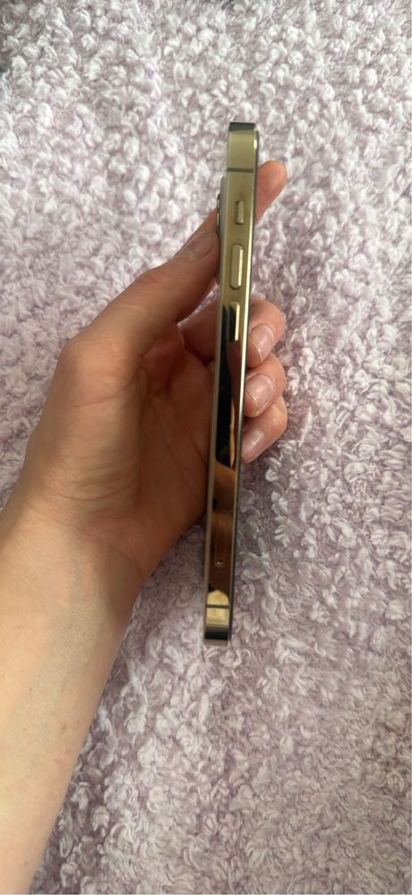 Iphone 12 pro.