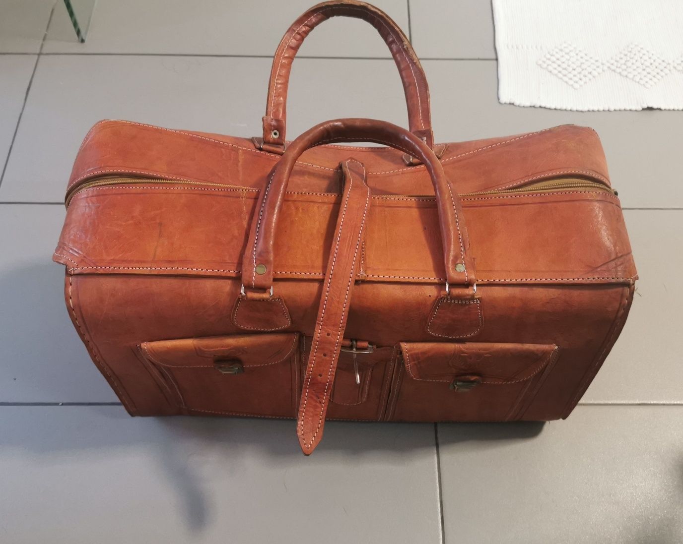 Mala /saco de viagem em couro