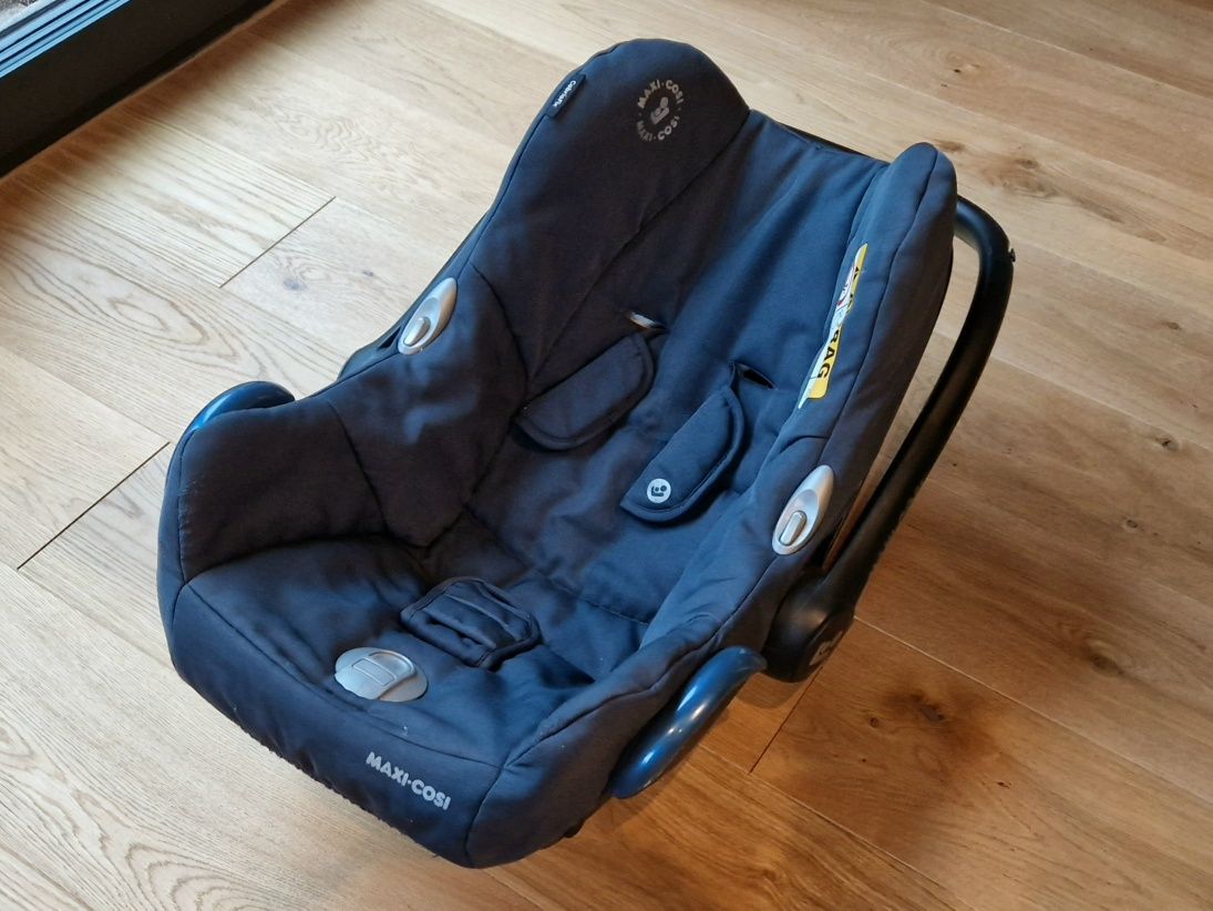 Maxi-Cosi Cabriofix