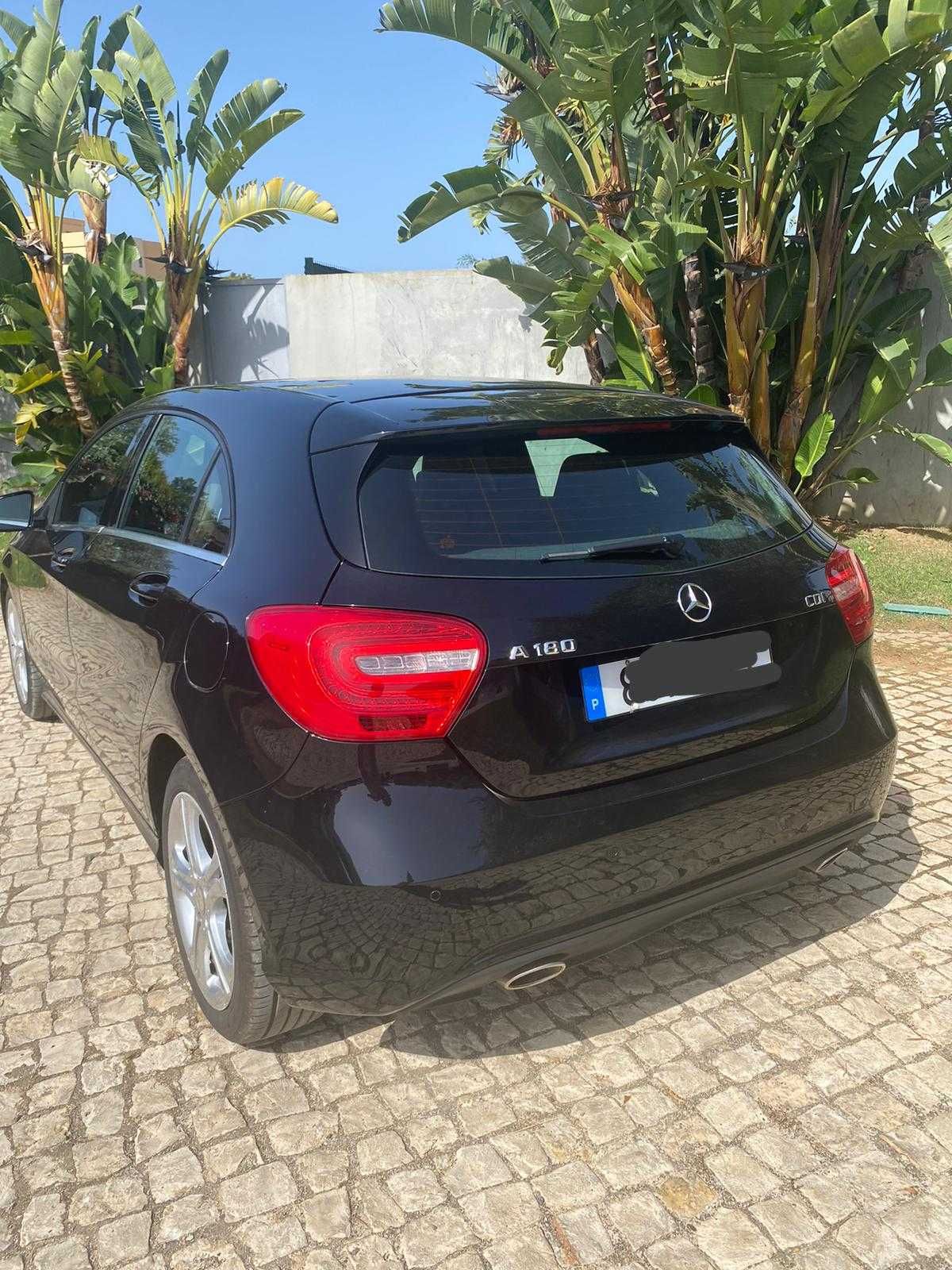 Carro de garagem
