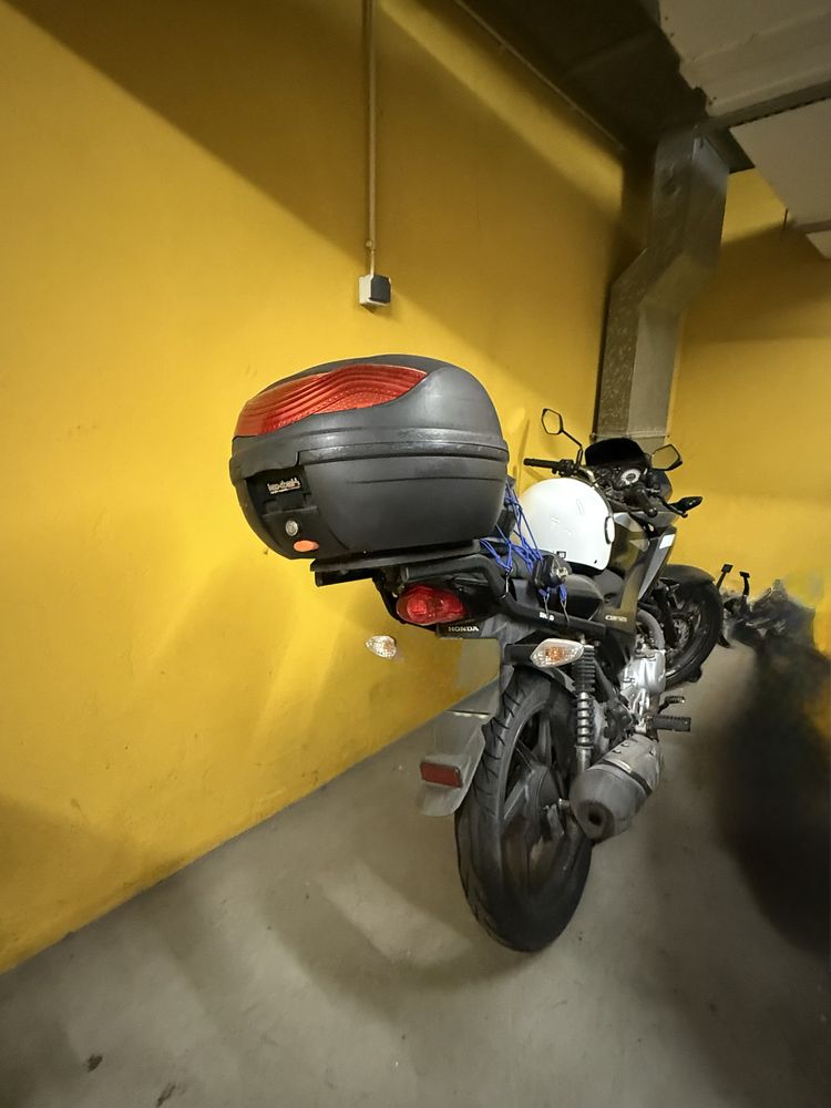 Honda CBF 125 prea e cinza