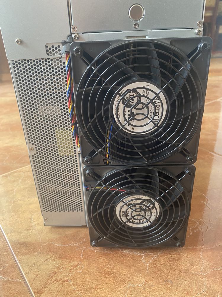Asic Antminer S21 200T