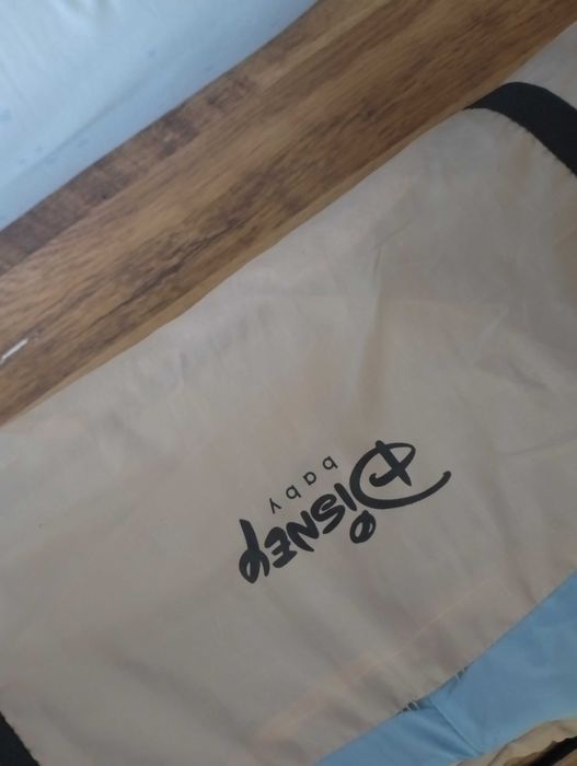 Łóżeczko turystyczne Hauck z materacem