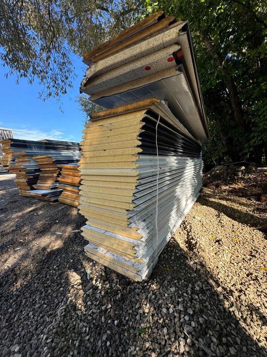 płyta warstwowa bramowa