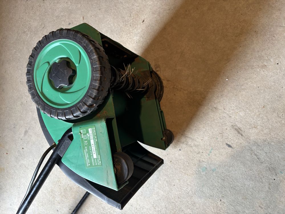 Wertykulator elektrycznu 230V