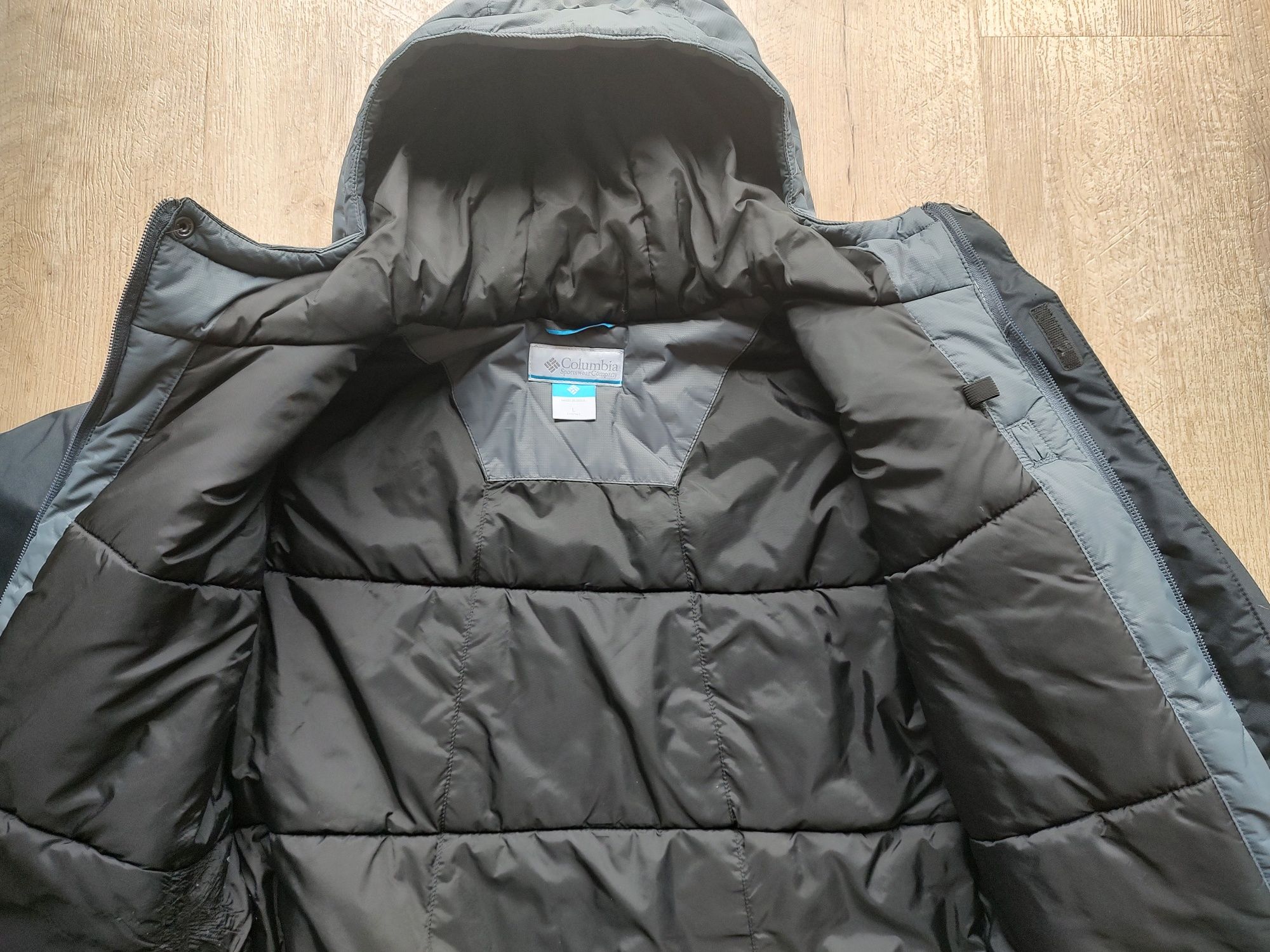 Зимова курточка Columbia р.158