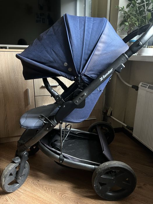 Прогулянкова коляска X-lander з реверсивним блоком