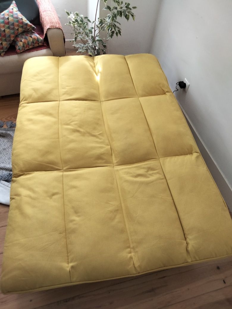 Sofá cama con três posições