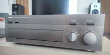 YAMAHA AX-590 -  Wzmacniacz