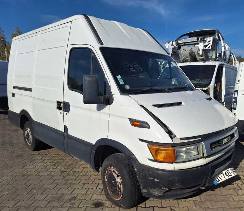 IVECO Daily всі моделі бампер передній задній, б/у запчастини розборка