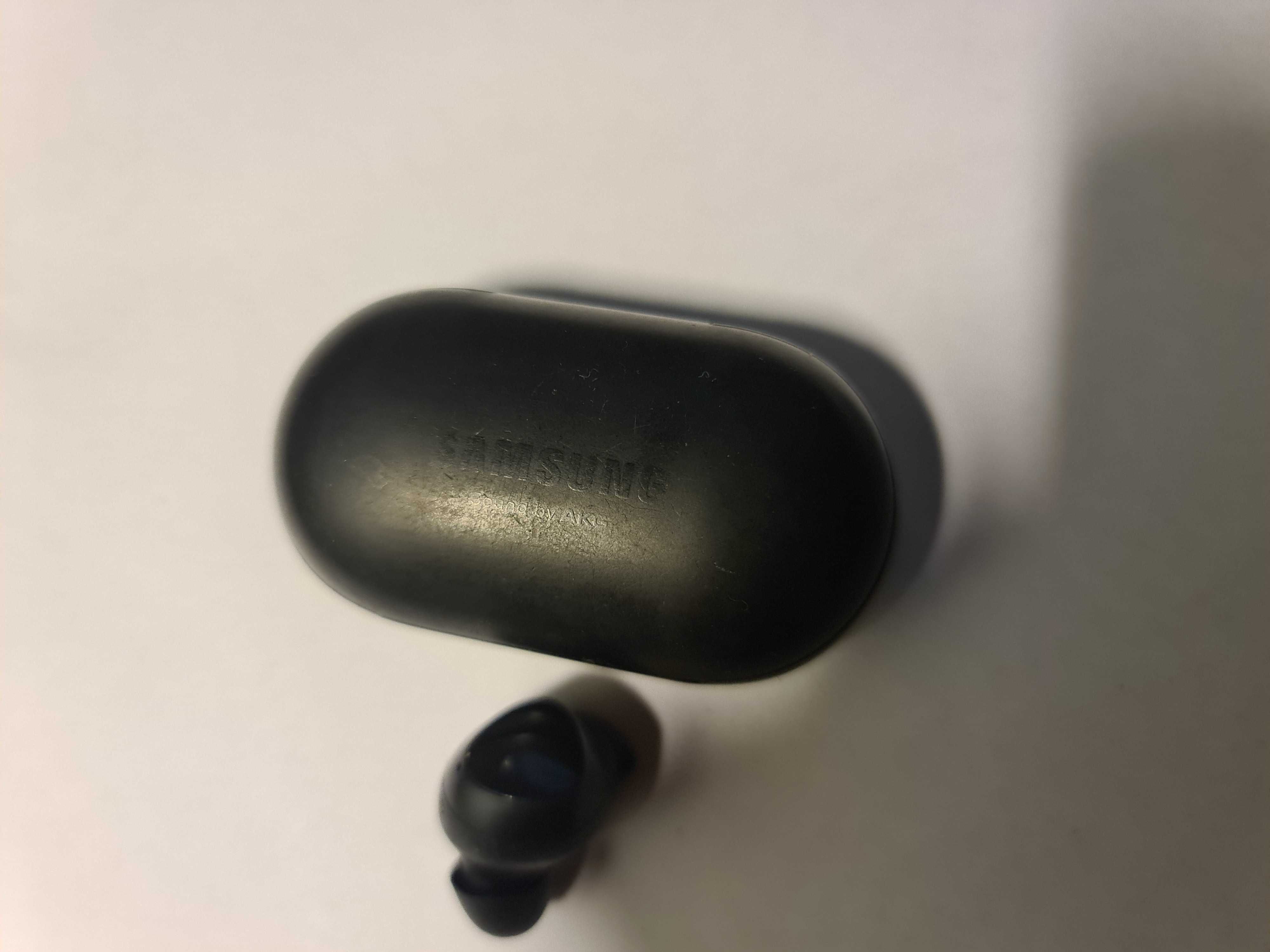 Продам Samsung Galaxy Buds Black SM-R170