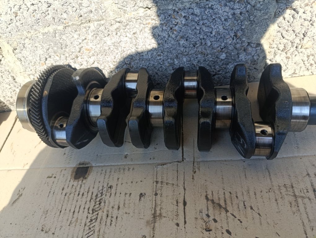Колінвал коленвал 2.0 D m47N Bmw E46 E90 e60 e81 Бмв е46