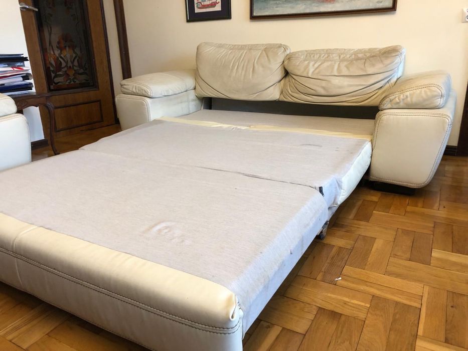 Skórzana rozkładana sofa plus fotel