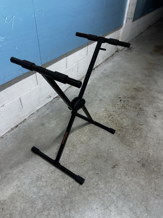 Suporte Teclado Roland