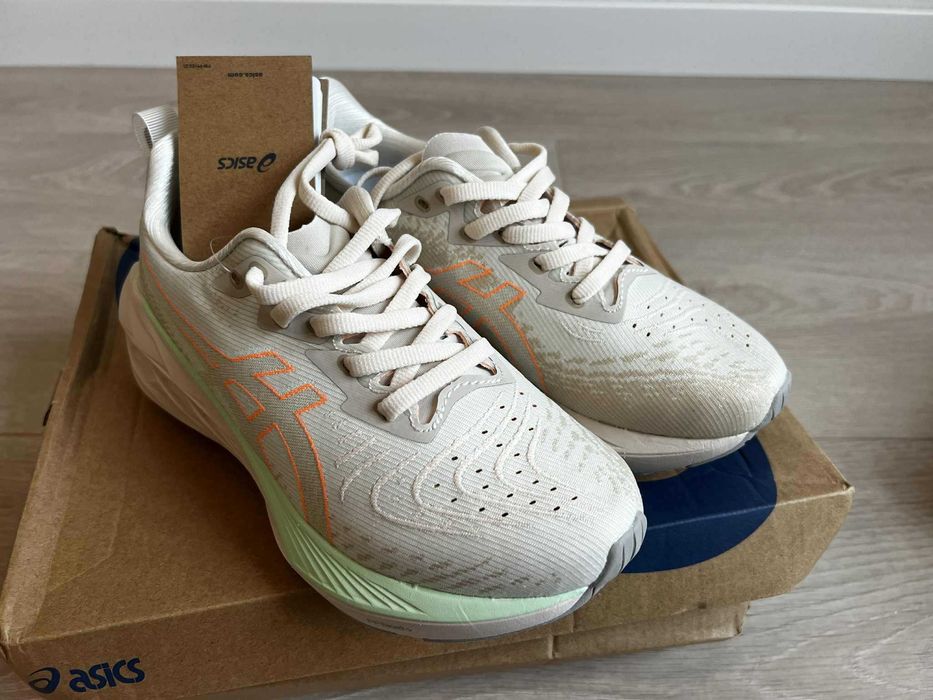 ASICS Novablast 4, 38