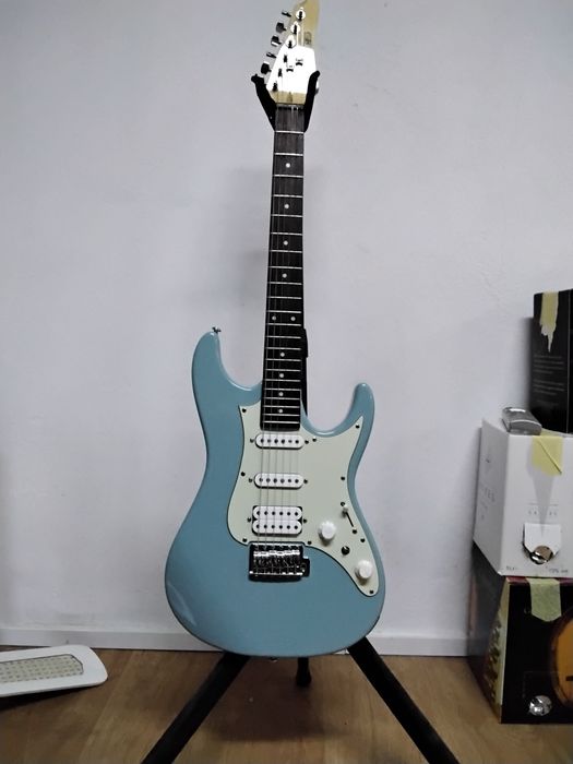 IBANEZ ASES40 Estado exelente, com saco.