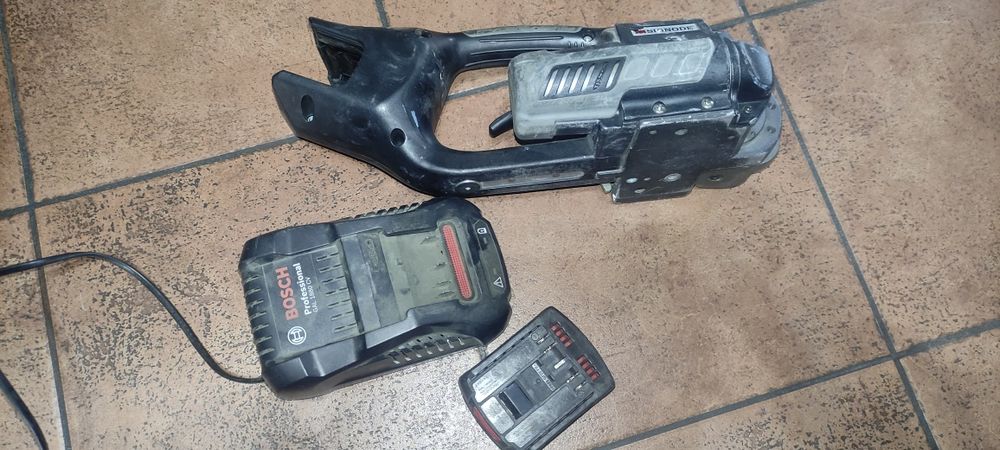 Bandownica akumulatorowa do paskowania palet SINGODE BXT2