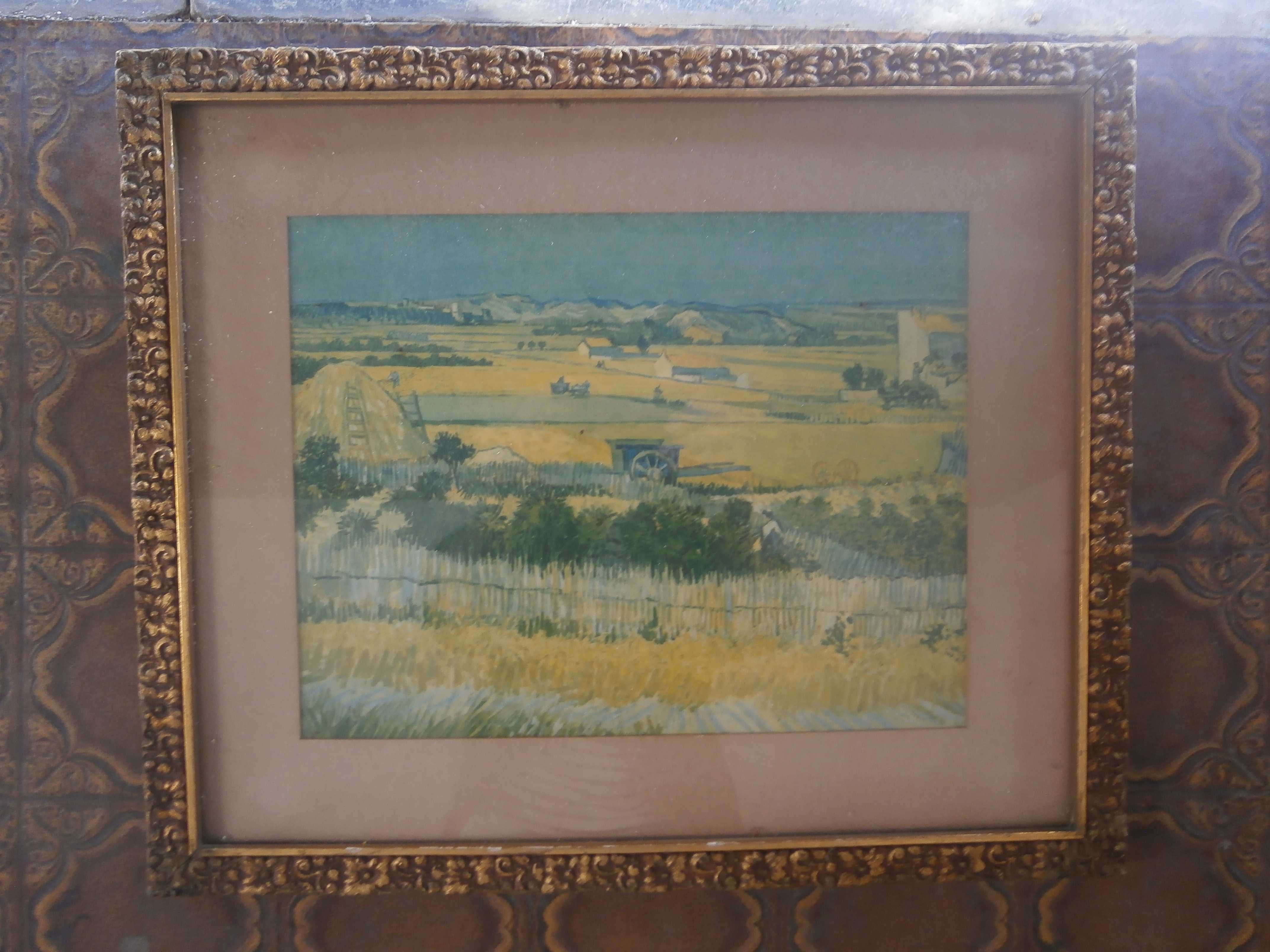 quadro dourado com vidro