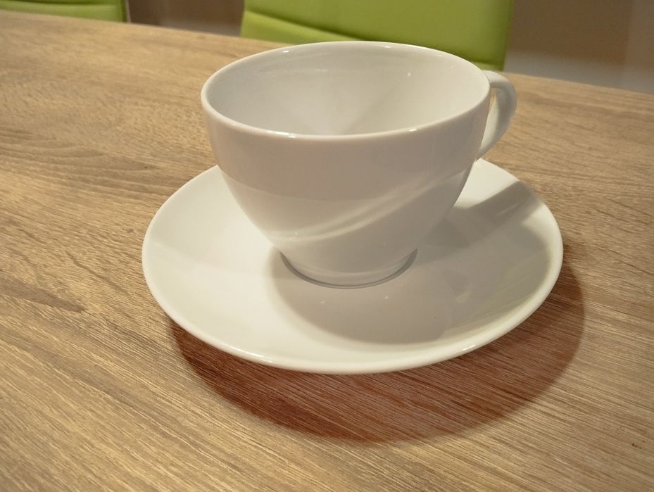 Filiżanka ze spodkiem Ikea