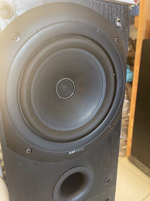 2 Colunas KEF Q50 150W rms impedância: 6 0hm