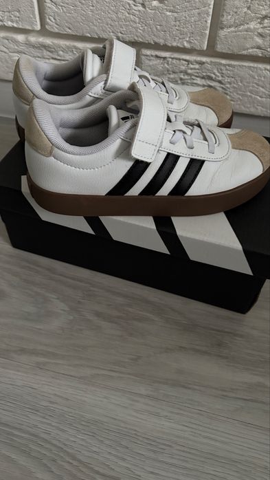 Snakersy Adidas rozmiar 32