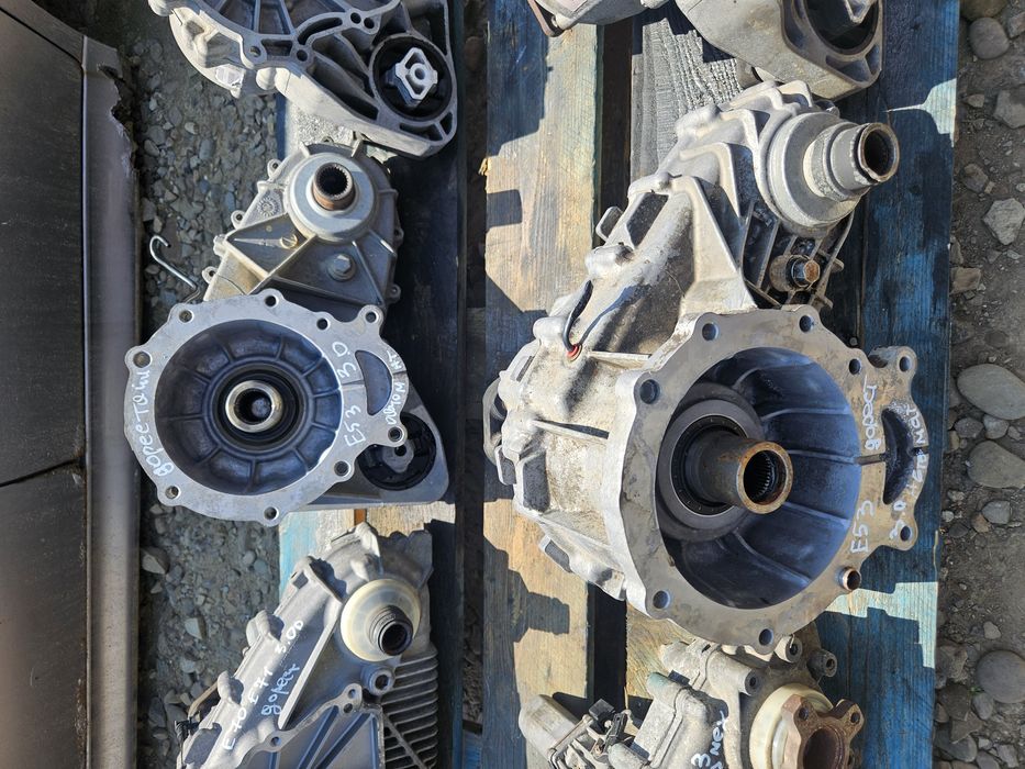 Роздатка роздаточна коробка БМВ Х3 Е83 Х5 Е53 Х5 Е70 Х6 Е71