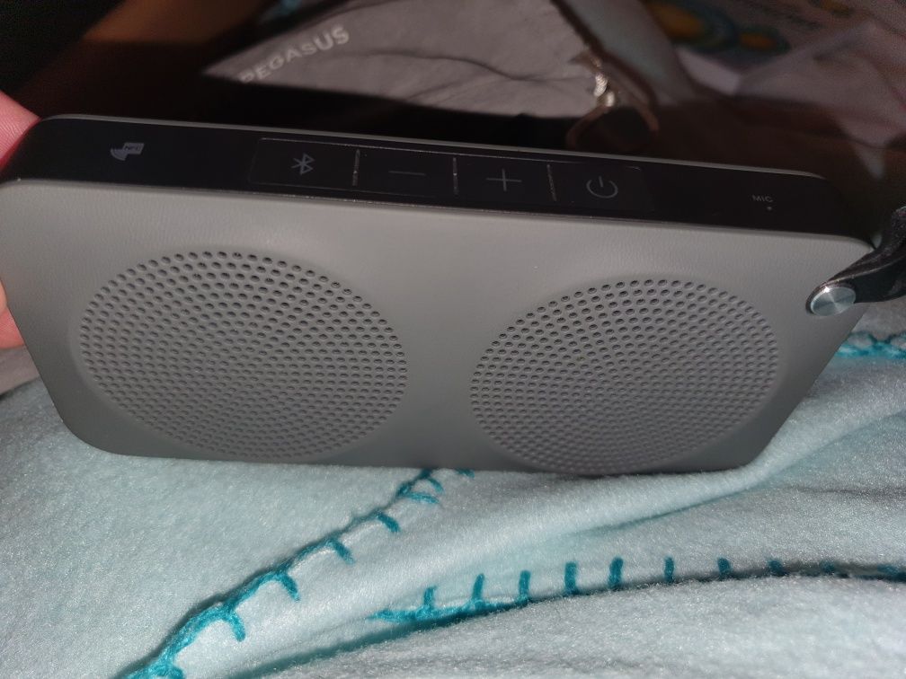 Głośnik bezprzewodowy Bluetooth/Aux