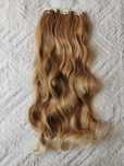 Doczepiane włosy ciemny miodowy blond platyna clip in 65 cm fale