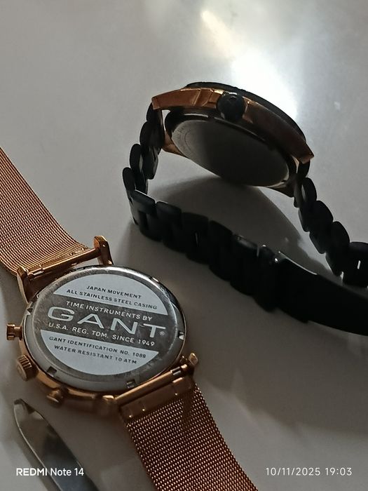 2 relógios quartzo 160€