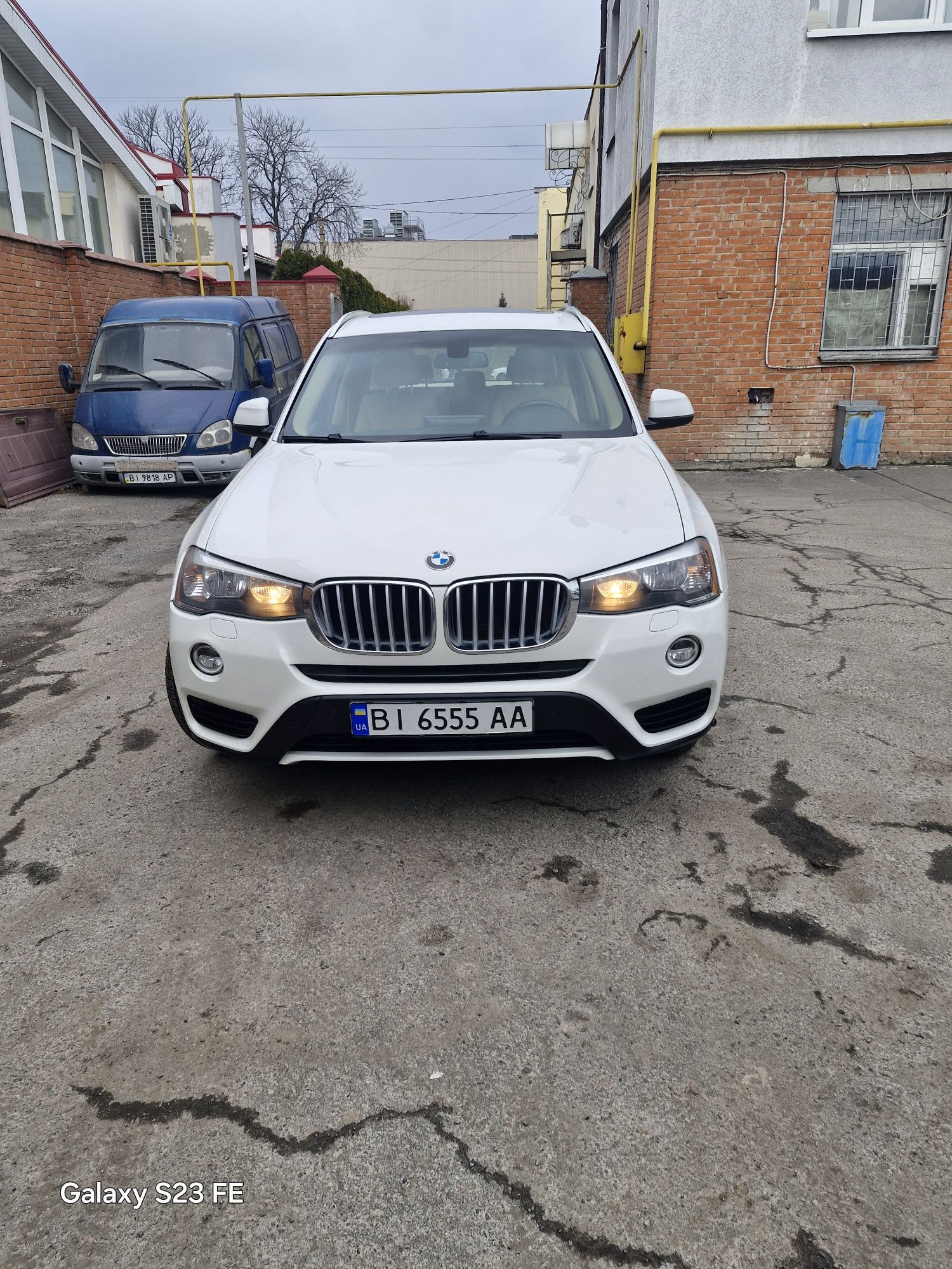 BMW x3 задній привід