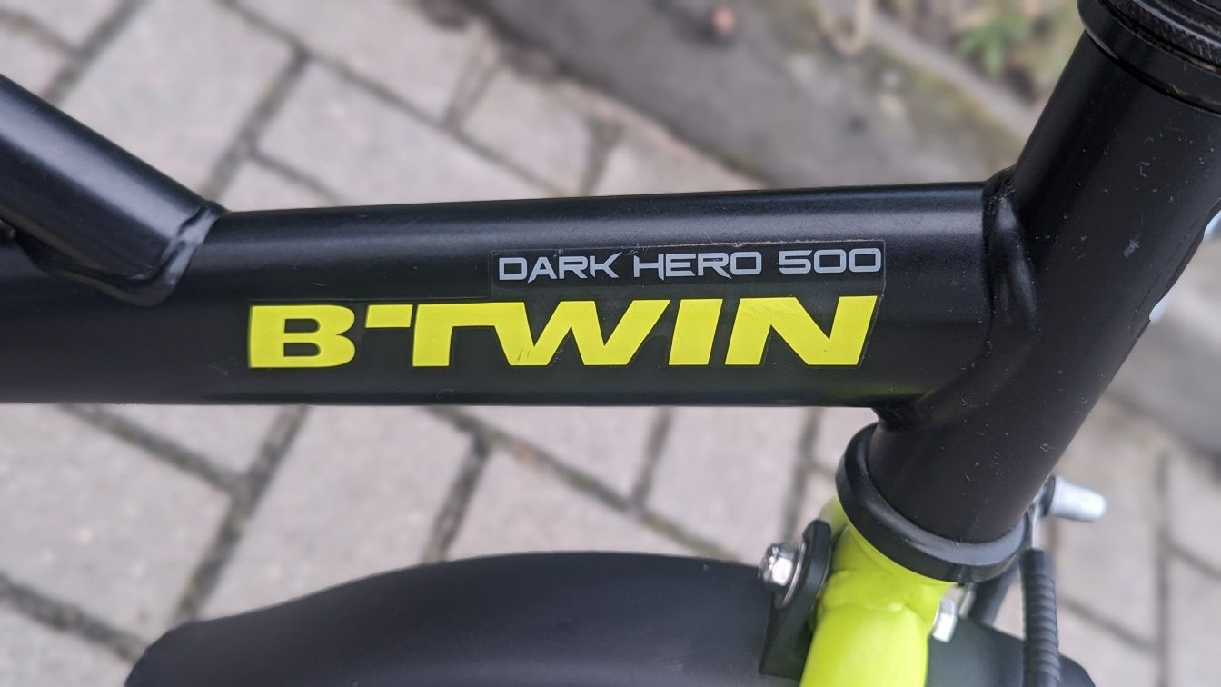Rower dziecięcy Btwin 500 Dark Hero 16"