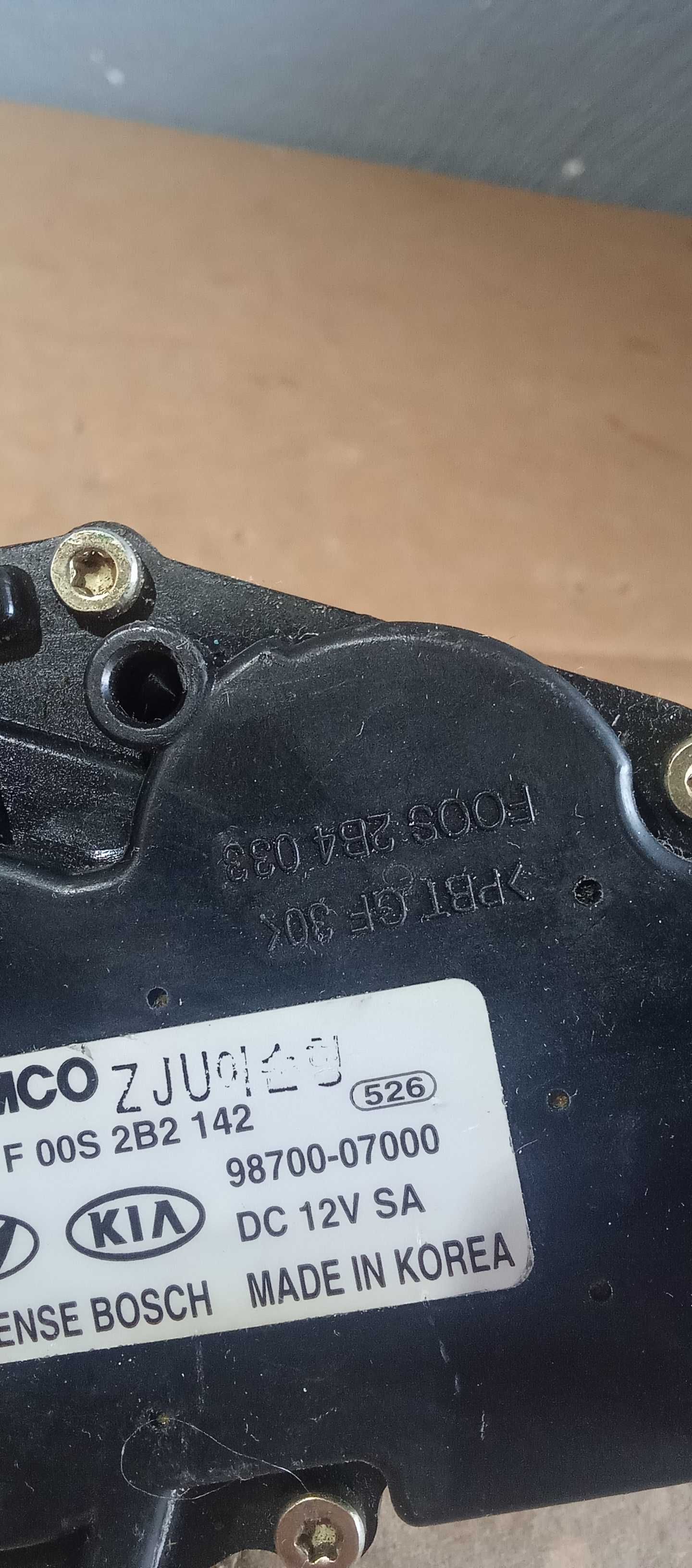 Silniczek wycieraczki tył tylni silniczerk Kia Picanto 987,00-07,000