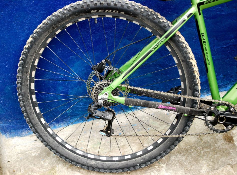 ІДЕАЛ Покришка kenda nevegal 29