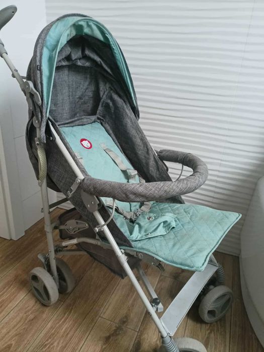 wózek spacerowy typu "parasolka"