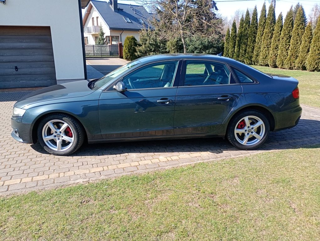 Sprzedam Audi A4 B8