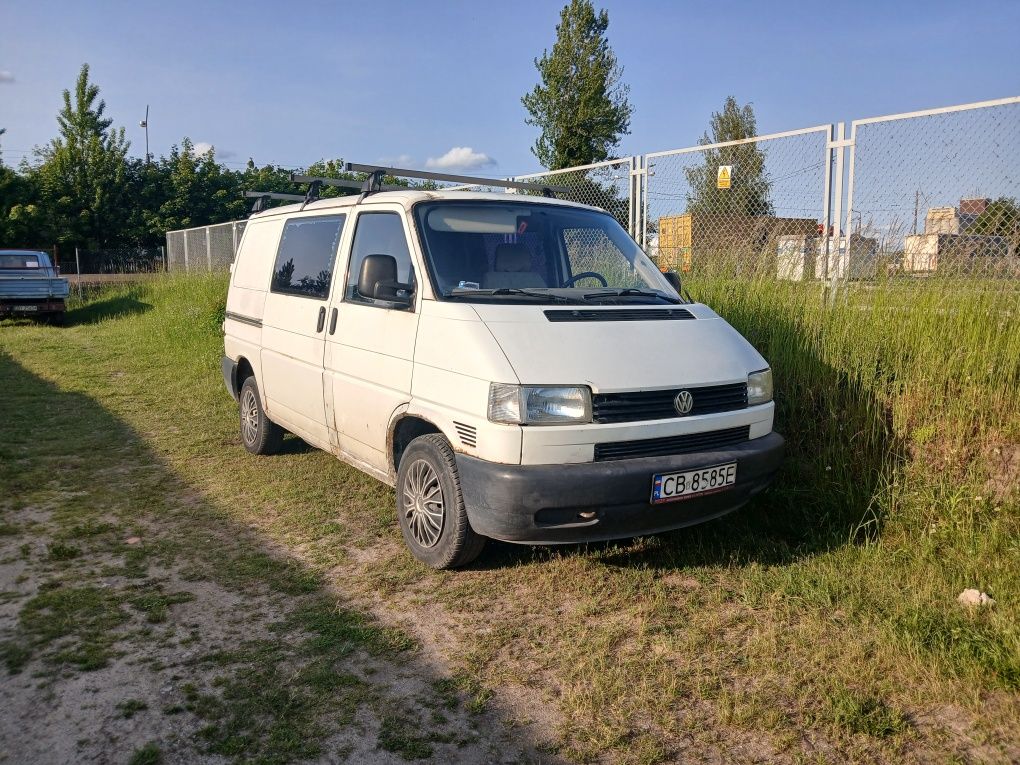 Vw Transporter 1.9 TD brygadówka 5 osobowa wspomaganie