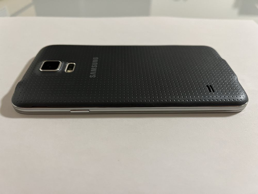 Samsung Galaxy S5 SM-G900F charcoal black 2/16GB JAK NOWY