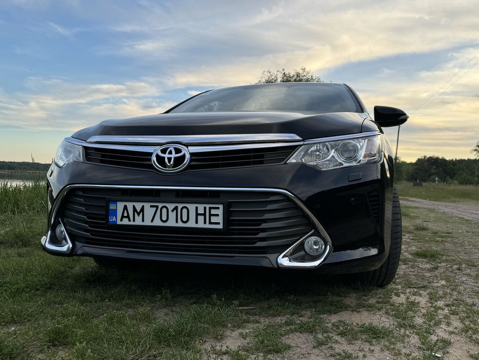 Тoyota Camry 55 ( ideal)