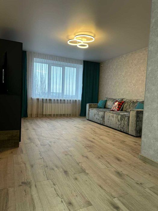 Терміново здам 1-ку в новобудові в центрі