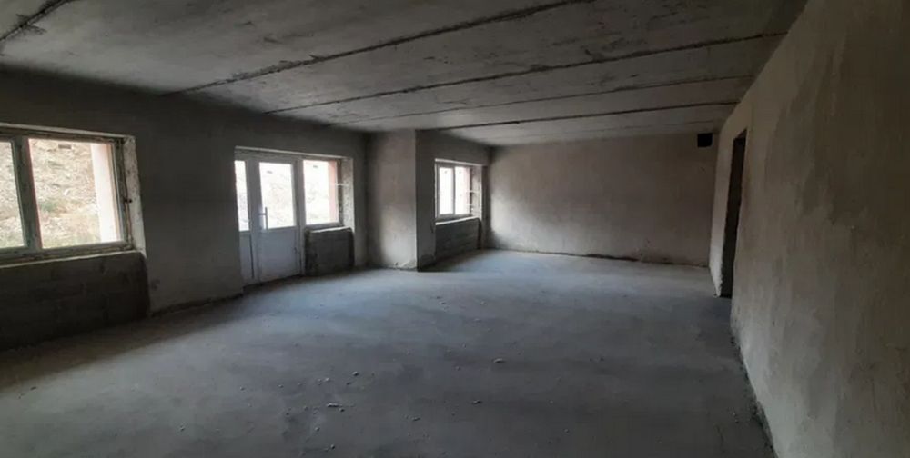 Продаж приміщення, вул. Іллєнка