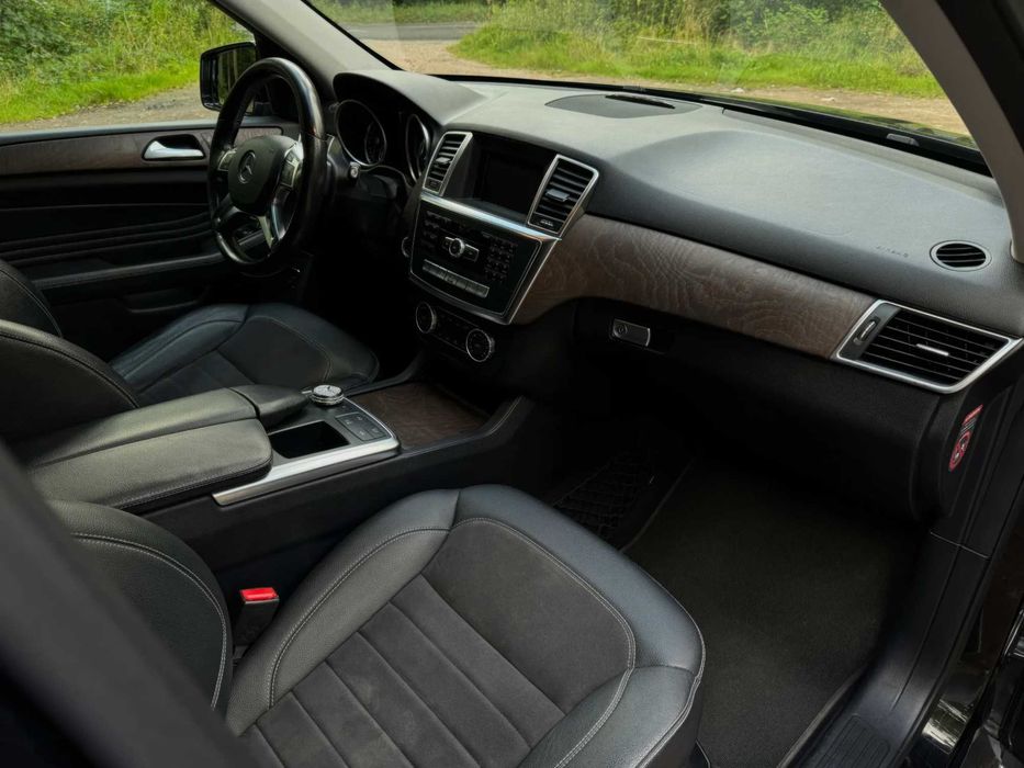 Mercedes-Benz ML      2015