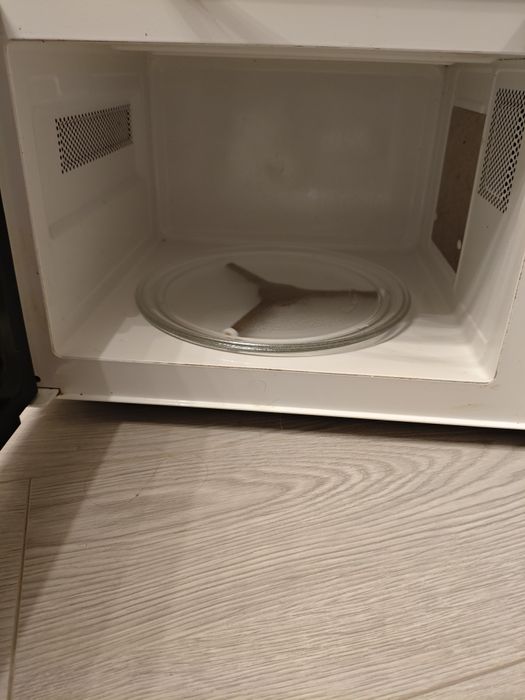 Продам микроволновую печь