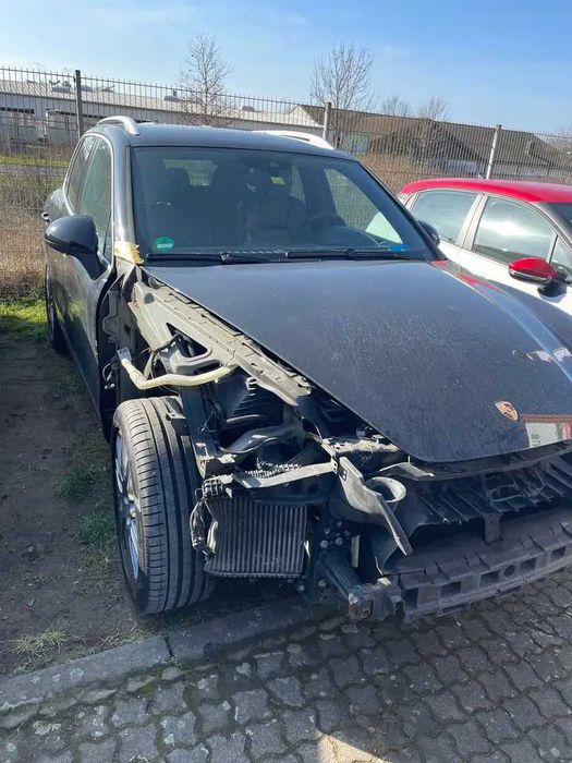 Разборка Porsche Macan Cayenne Taycan Б/У запчастини