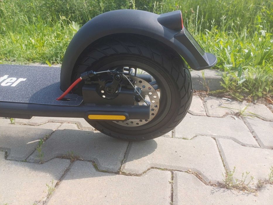 100% Nowa Duża 10cali 350W 30km/h Hulajnoga Elektryczna 10ah Mocna