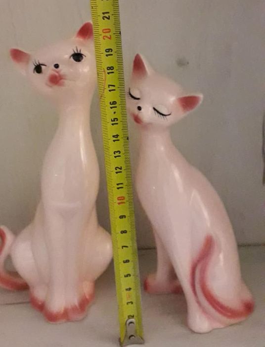 Статуэтки фарфоровые "Гламурные коты", Швейцария