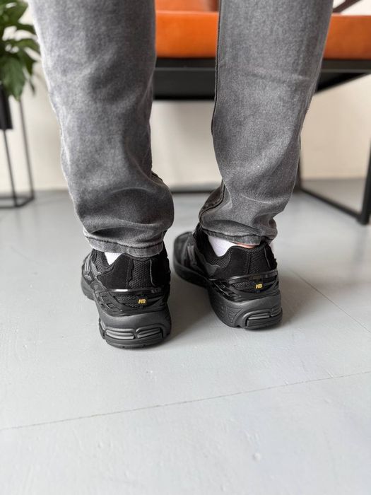 Зимові кросівки New Balance 1906D Gore Tex термо чорні, сірі