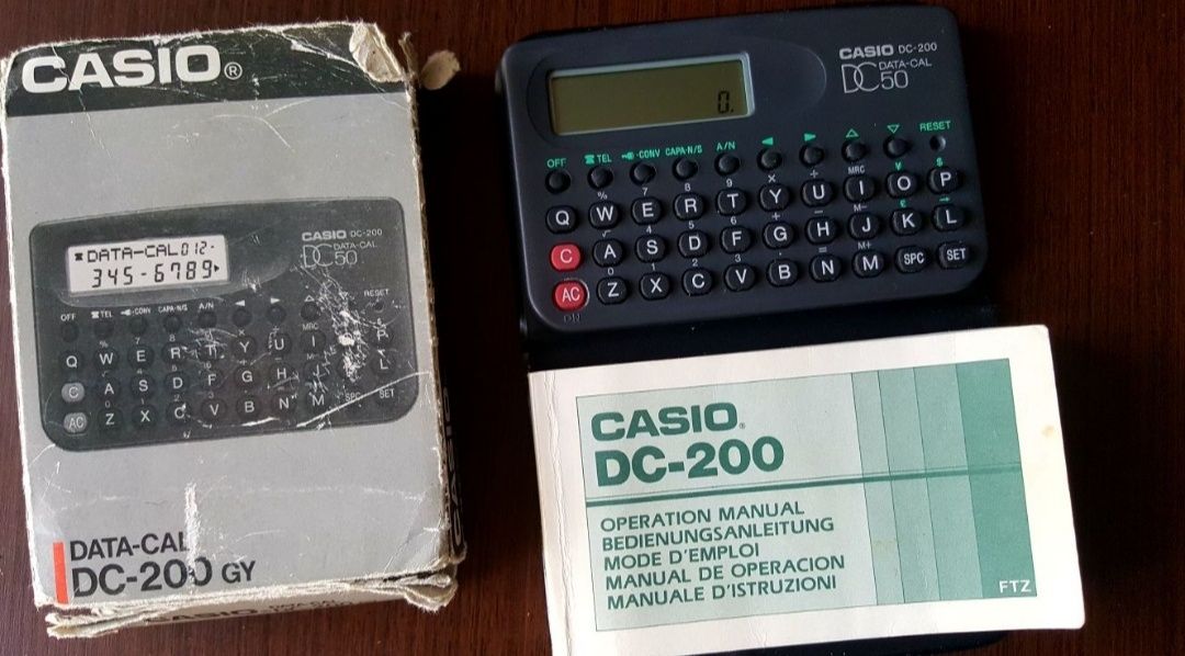 Kultowy kalkulator Casio Japan Data-Cal DC-200GY PRL