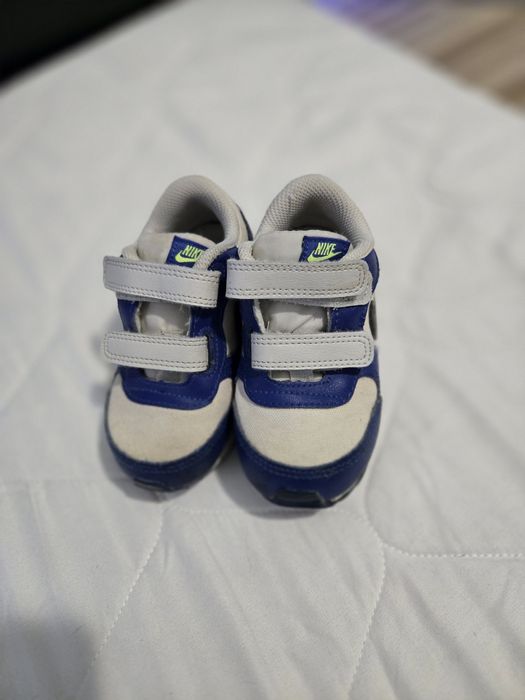 Buty chłopięce Nike 23