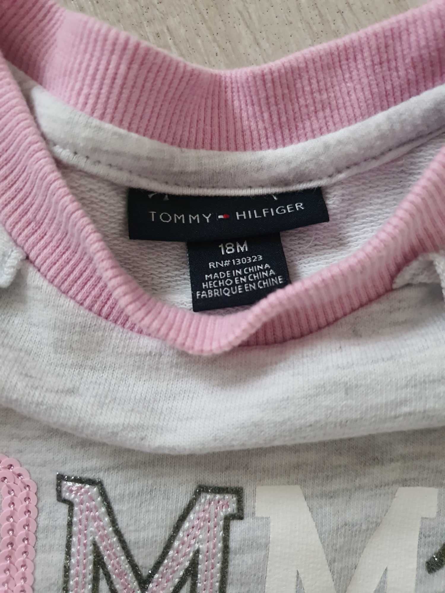 Dres Tommy Hilfiger dla dziewczynki r.18m (86)