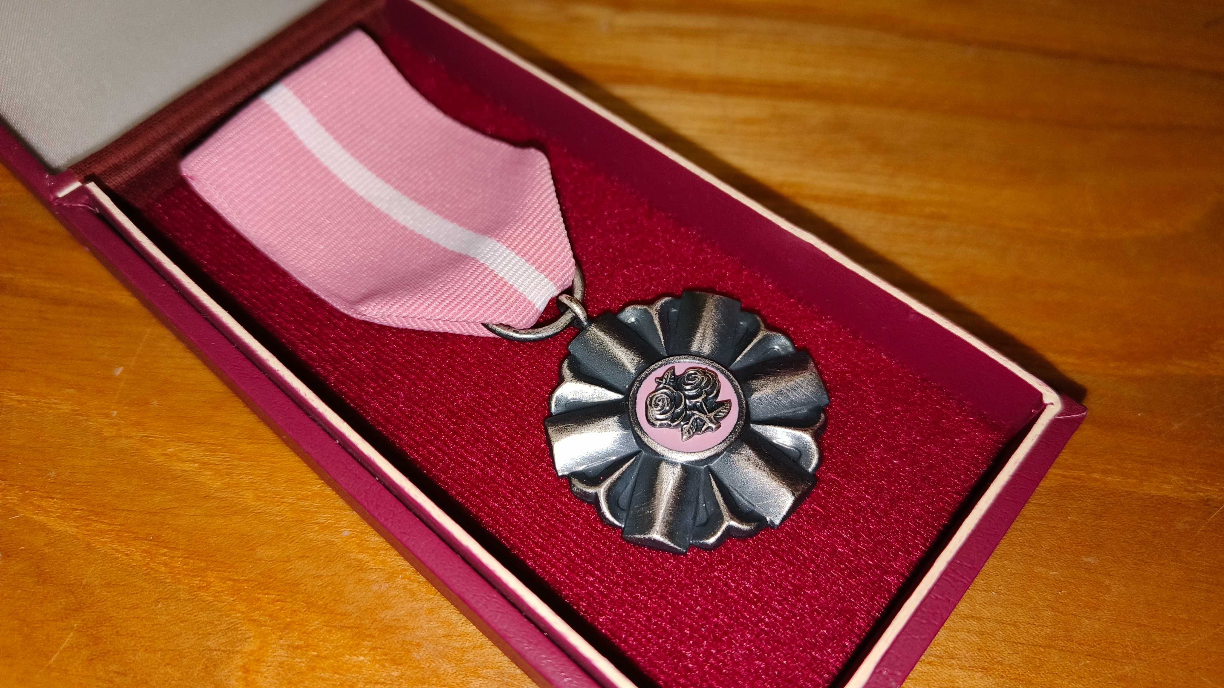 Medal za długoletnie pozycie małżeńskie stan bdb